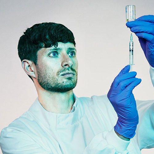Profile picture of Professor Robin Carhart-Harris (UK)